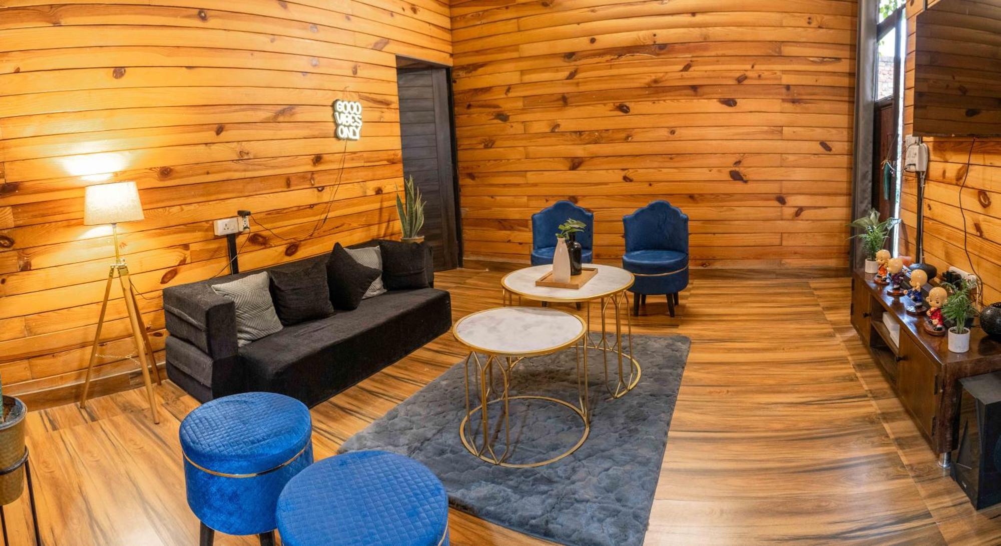 The Nirvana Nest Ґурґаон Екстер'єр фото